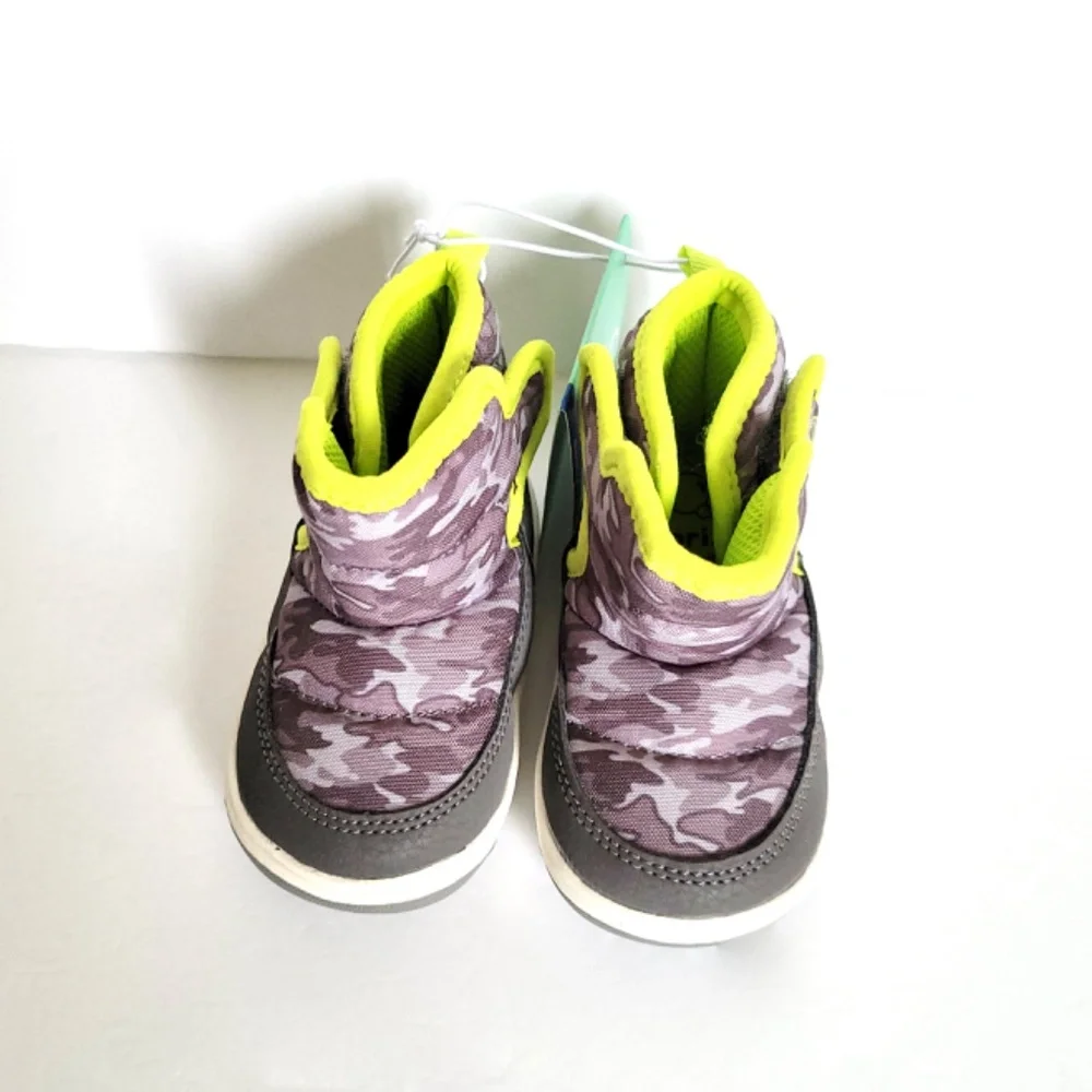 STRIDE RITE Grey Aster Came Baby booties -  Size 4